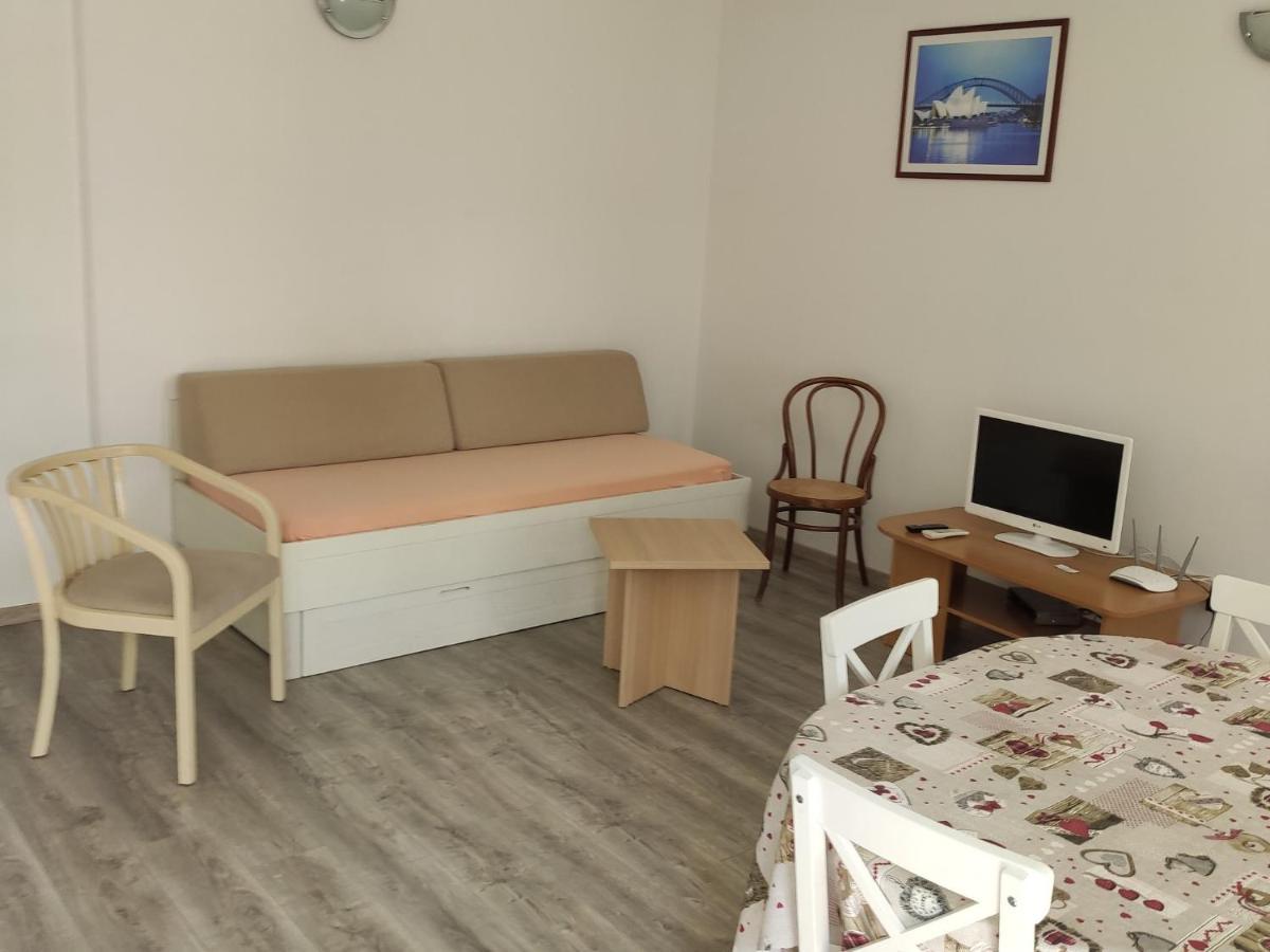 Apartments Ivo Makarska Esterno foto