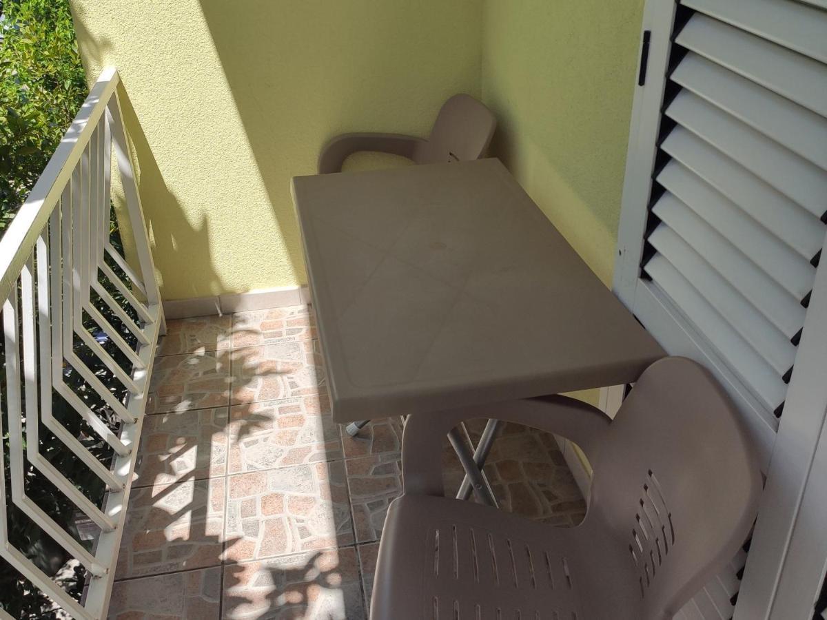 Apartments Ivo Makarska Esterno foto